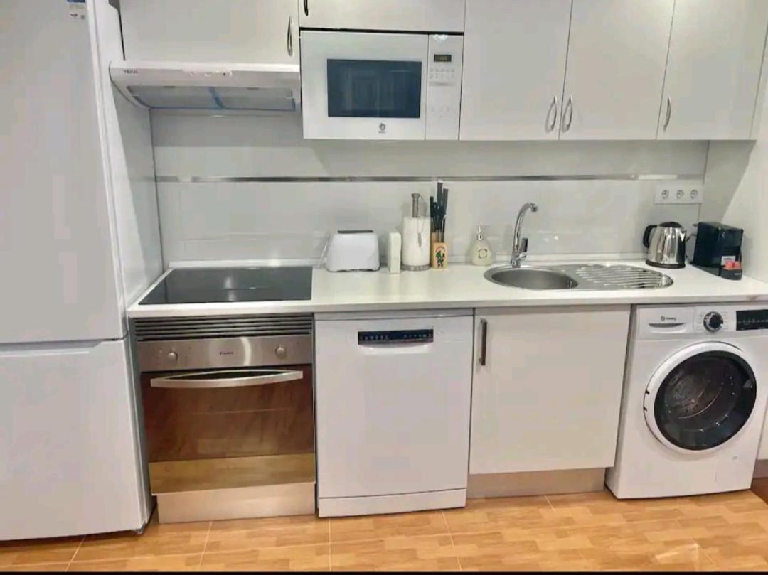 Ferienwohnung Piso Nuevo Centro Doctor Casal Oviédo Exterior foto